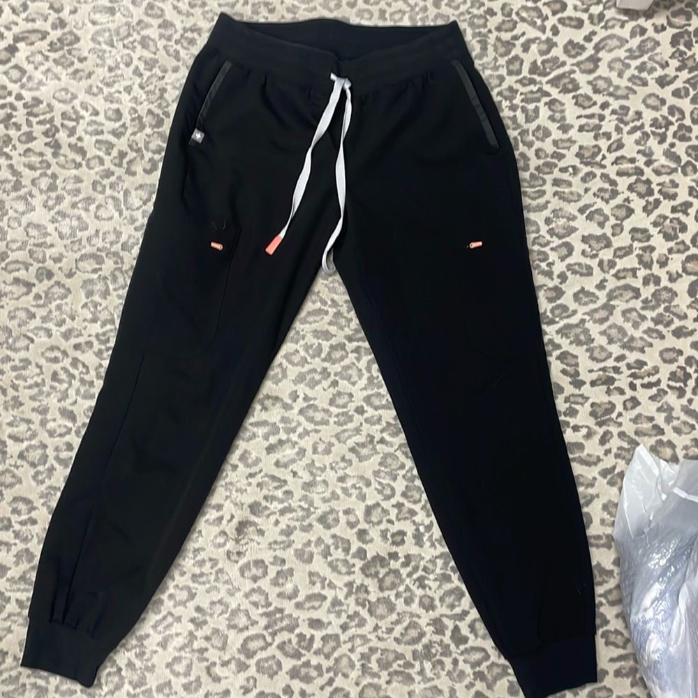 Never worn figs jogger